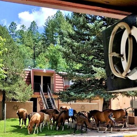 Pinecliff Village Resort Hollywood Dış mekan fotoğraf